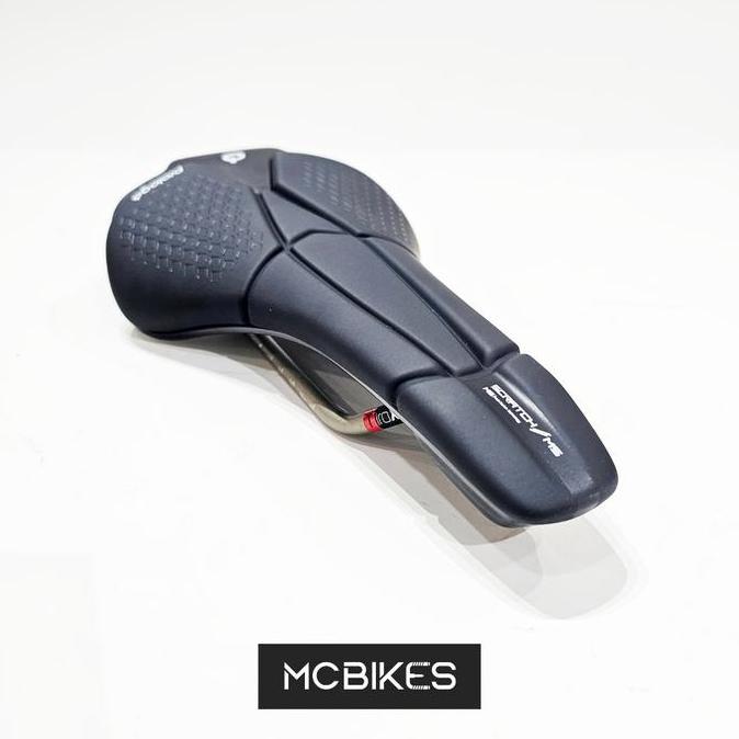 Saddle Sepeda Prologo Scratch M5 - Black