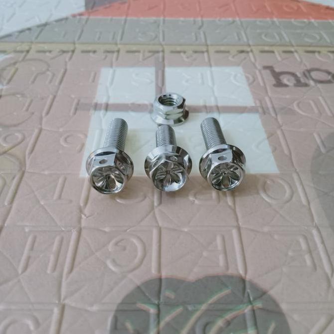 baut PROBOLT warna SILVER untuk BREKET KNALPOT RACING vespa modern