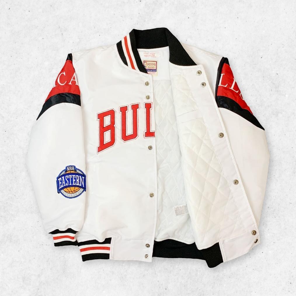 murah ballads jaket baseball vrsity pria wanita chicago bulls white jacket bomber original