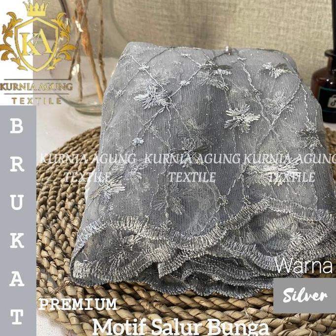 meter Kain Brukat Premium warna SILVER ABU / Brokat Tile Prancis bahan Kebaya Bridesmaid Lamaran Mot
