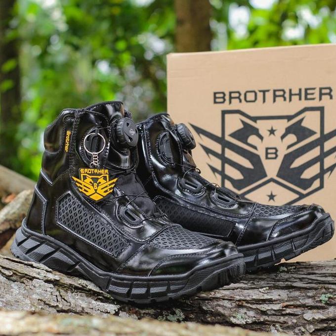 Sepatu pdl lantas pendek sepatu pdl tawon merk BROTRHER karet boots Shoes