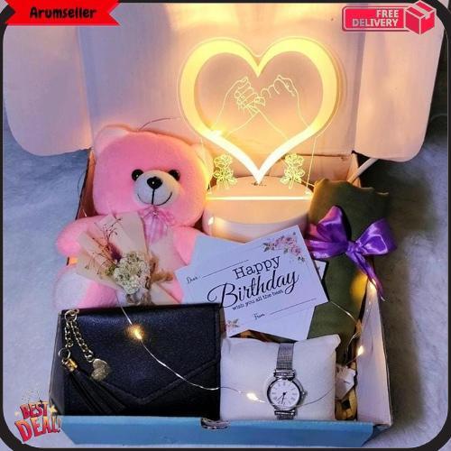 Hampers Hijab Premium / Hampers Hijab Gift Box / Hampers Cewek Ulang Tahun / Hampers Cewek Aesthetic