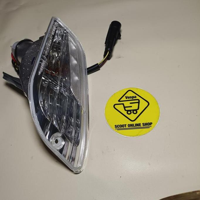 LAMPU SEIN DEPAN KANAN VESPA LX/S NEW FACELIFT