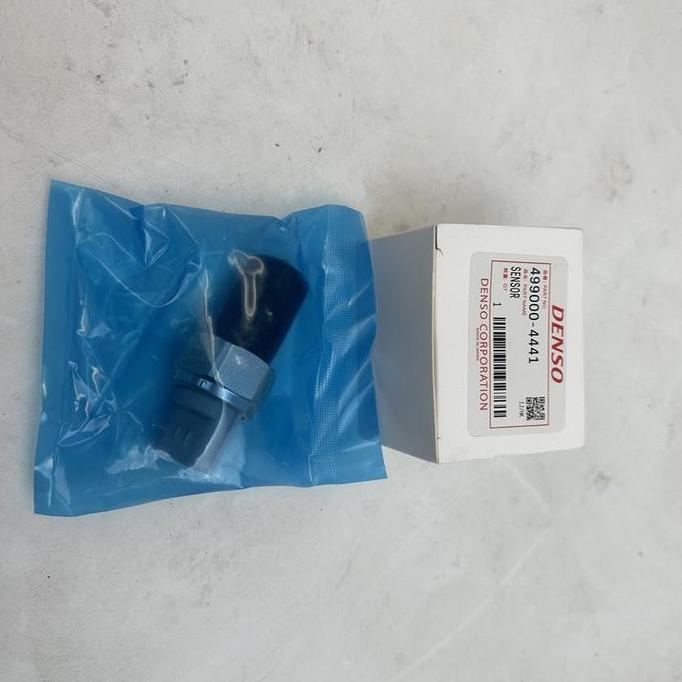 Komatsu Pc400-7 Pc400-8 Common Rail Pressure Sensor 499000-4441 Oil Pressure Sensor 4990004441Komats