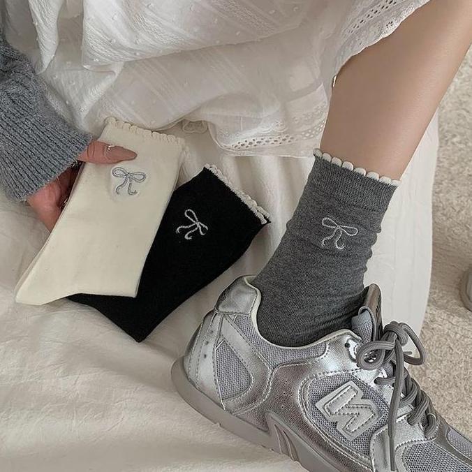 HD78 Women Long socks Kaos kaki wanita polos gambar pita ruffle cute - Kaus kaki kaki cewek remaja a