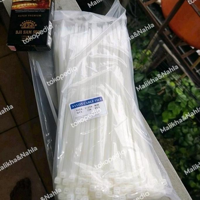 Nylon cable tie - Plastic cable tie