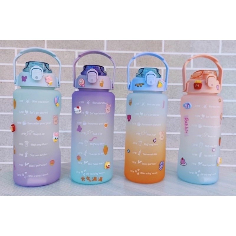 Botol Minum Viral Jumbo 2 Liter Motivasi Sticker 2D 3D Penanda Waktu Tritan Quifit Handle Bening 200