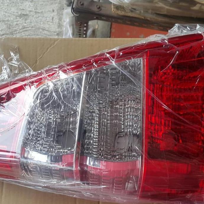 Lampu Stop Innova 2012