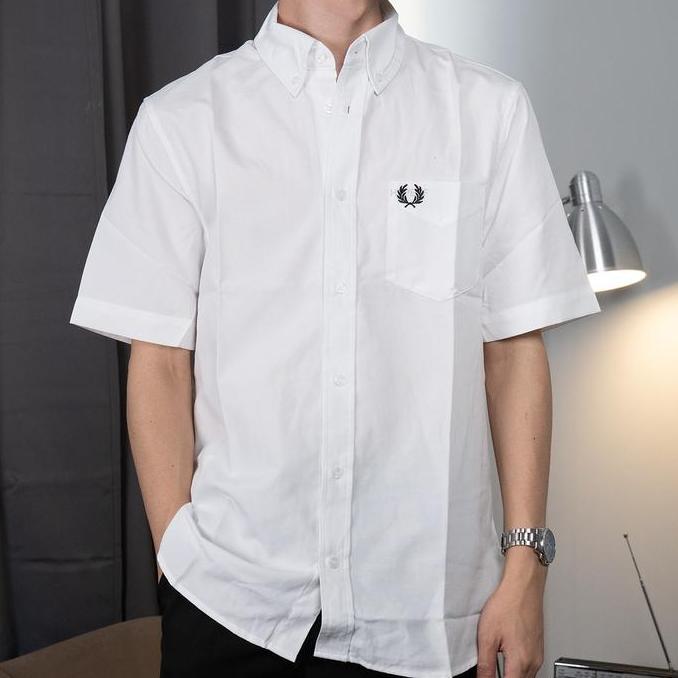 FRED PERRY Black Logo White Short Sleeve Shirt Kemeja Lengan Pendek Orinal
