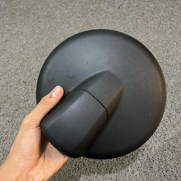 SPION BULAT DEPAN KACA TRUK