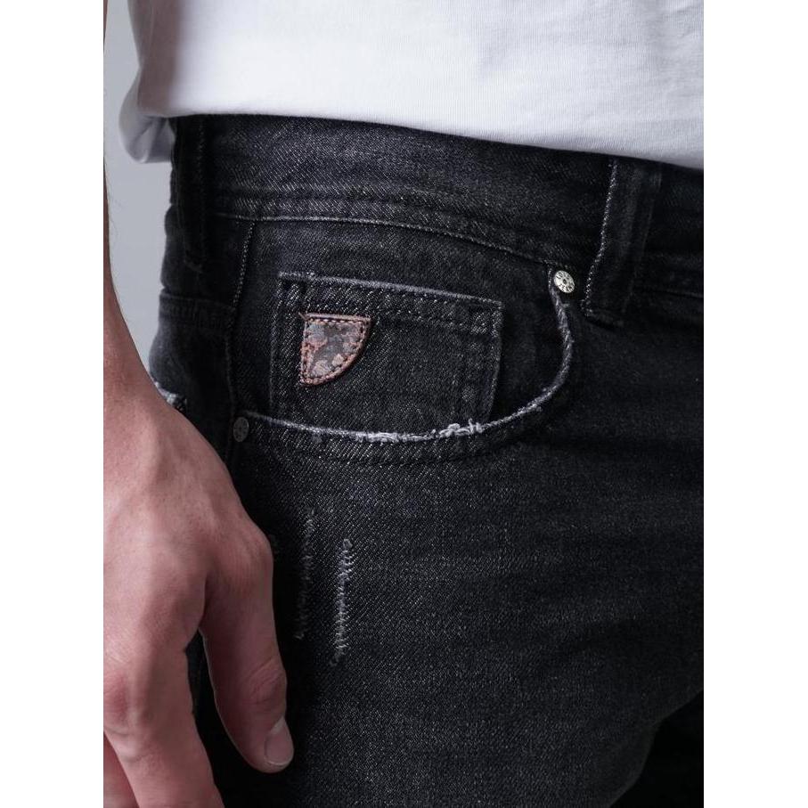 Lois Celana Panjang Jeans Slim Fit CFL131PX