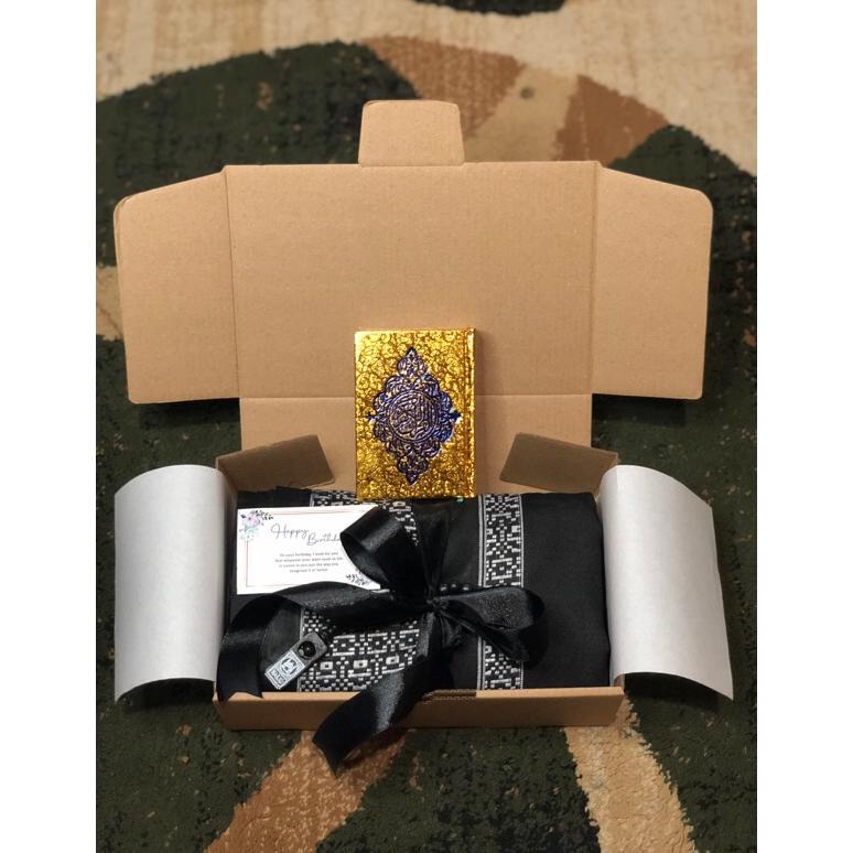Free Ongkir Hampers Kado Cowok/Pria Isi Sarung Sajadah Peci Tasbih Dan AlqurAn