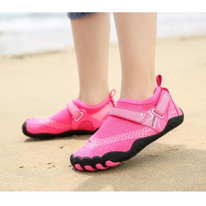 Sepatu Rafting Anak Sepatu Trekking Wanita Sepatu Diving snorkeling