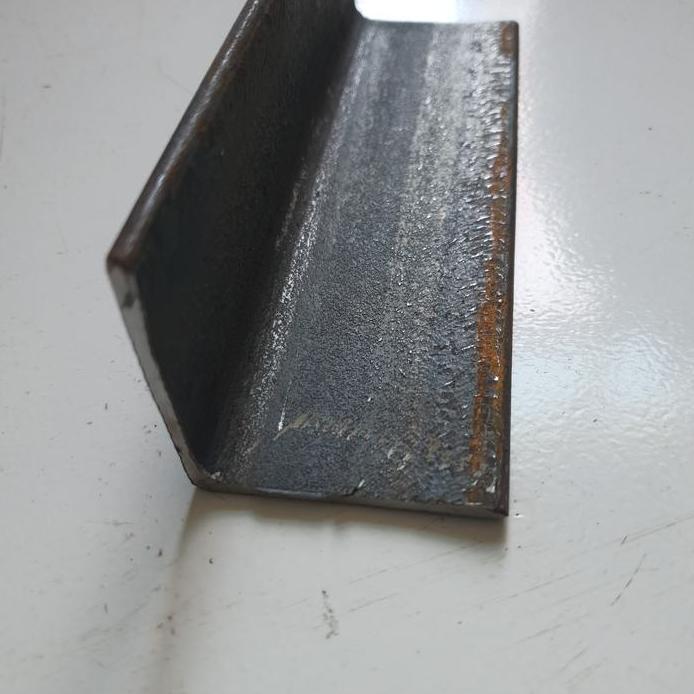Besi Siku 5 x 5 cm Tebal 2,5 mm Panjang Custom