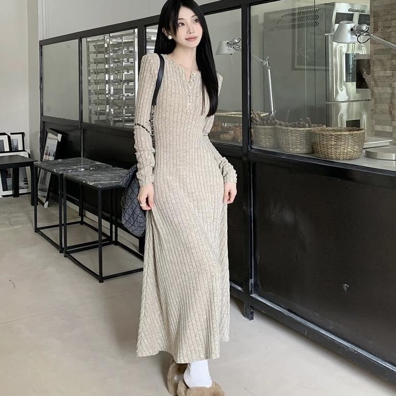 Hot Sale Gamis Modern Baju Rajut Korea Bodyfit Dress Panjang Wanita Muslimah Elegan  M670