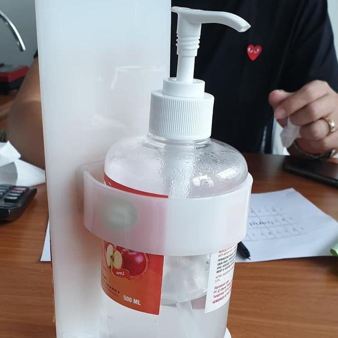 bracket hand sanitizer
