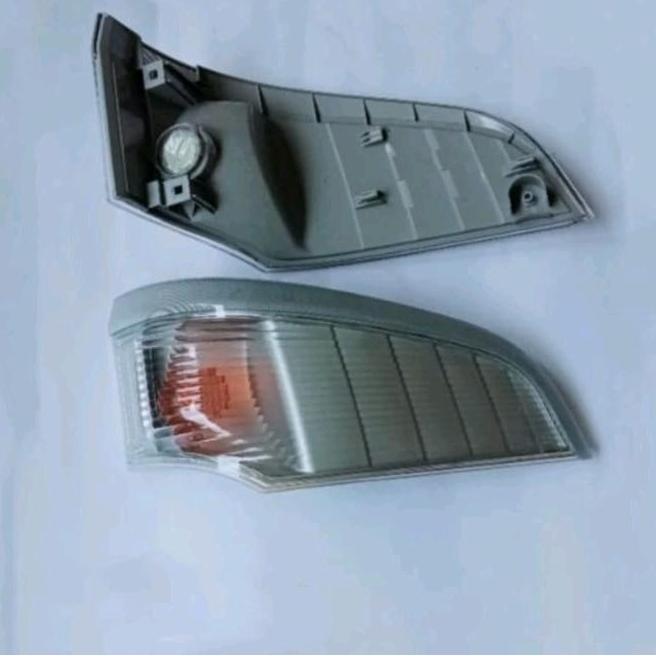 LAMPU SEIN DEPAN  ATAS UNTUK MOBIL PS CANTER 110 PS,125 PS TERBARU
