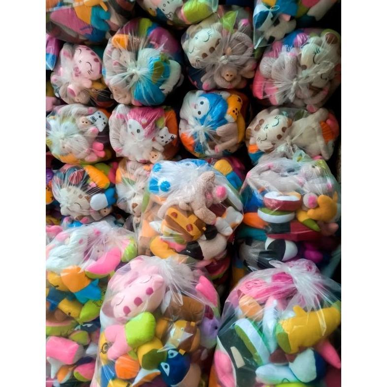 cuci gudang boneka capit campur. boneka mini mesin capit, boneka capit grosir
