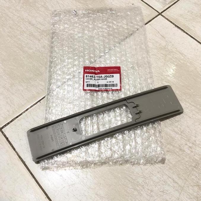 Adjuster Pencetan Seatbelt Honda CIVIC TURBO, HRV, JAZZ GK5 2015-2022