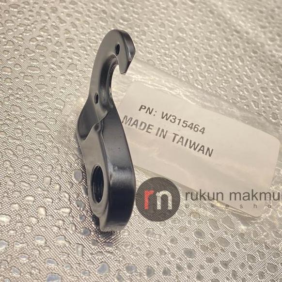 cv_griyautama / Trek Frame Part Rear Derailleur Hanger Alloy - 135mm QR Dropout Dim Hanger RD Road B