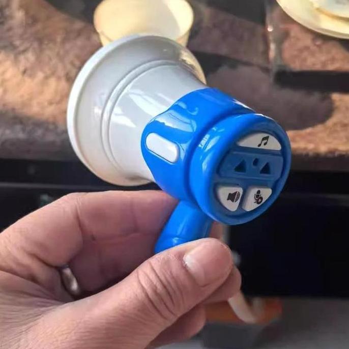 Perkobleh76 - [Versi Audio]Toa Speaker Mini Merah Biru Gantungan Kunci Couple Lucu Keychain Redio Mi