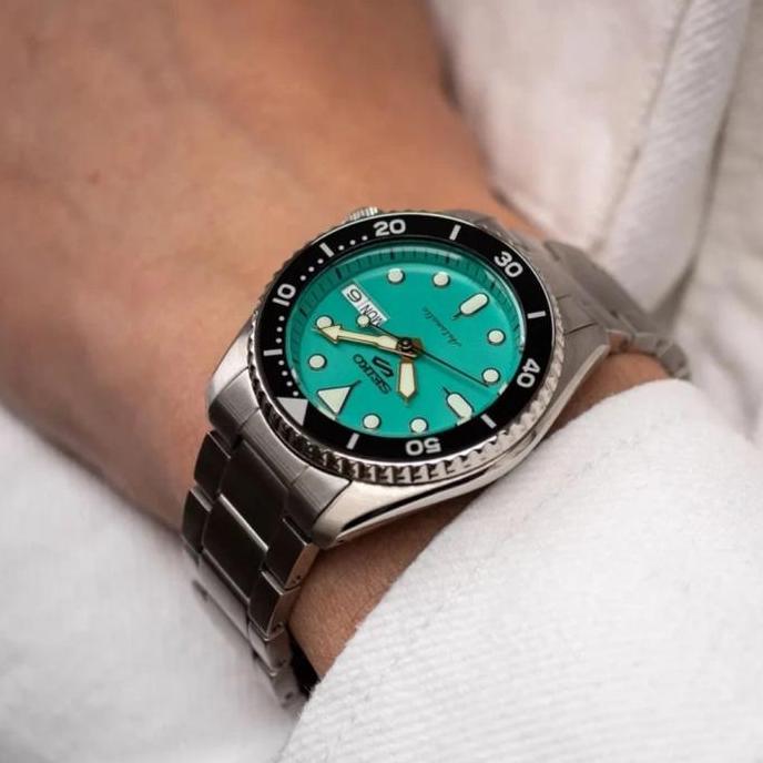Seiko 5 SPORT Automatic Jam Tangan Pria Rantai SRPK33K1 Original