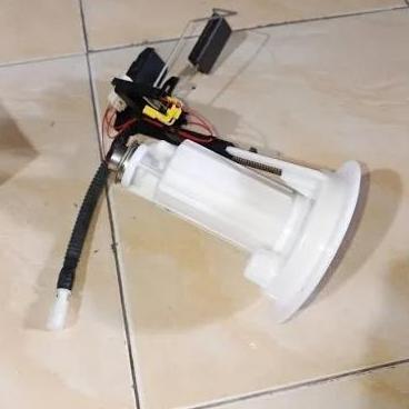 PELAMPUNG BENSIN + FILTER BENSIN (FUEL FILTER) BMW E60