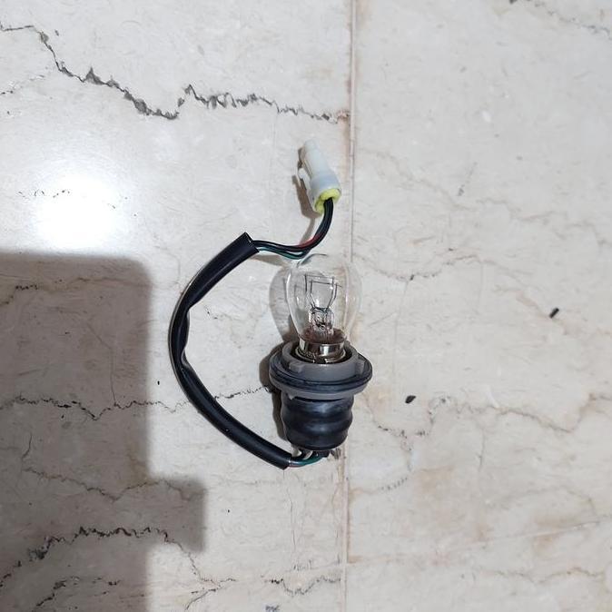 Soket Lampu Sen Depan Mobil Panther Kanan& Kiri