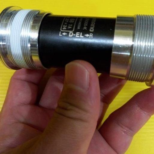 Bottom BRACKET SHIMANO 127 DEL