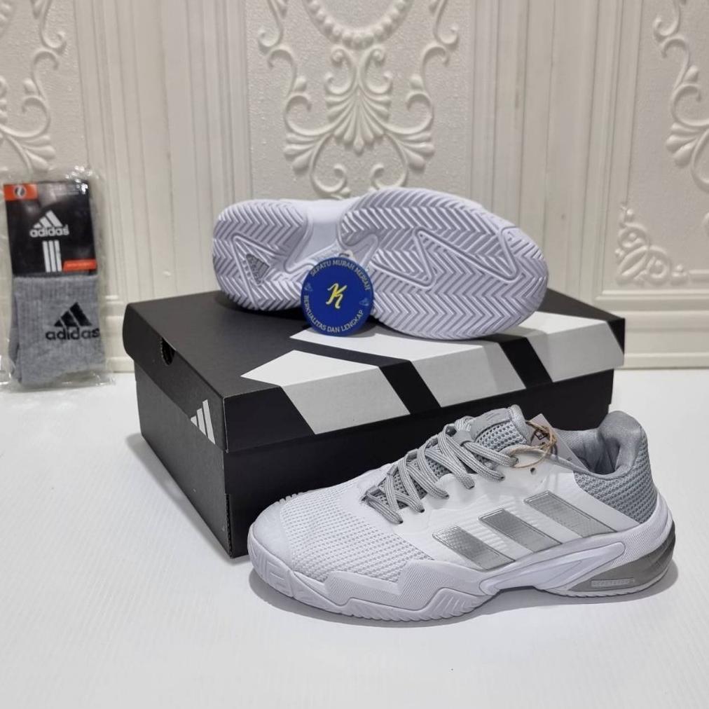 CUCI GUDANG Sepatu adidas Tenis Barricade 13 Putih/Hitam