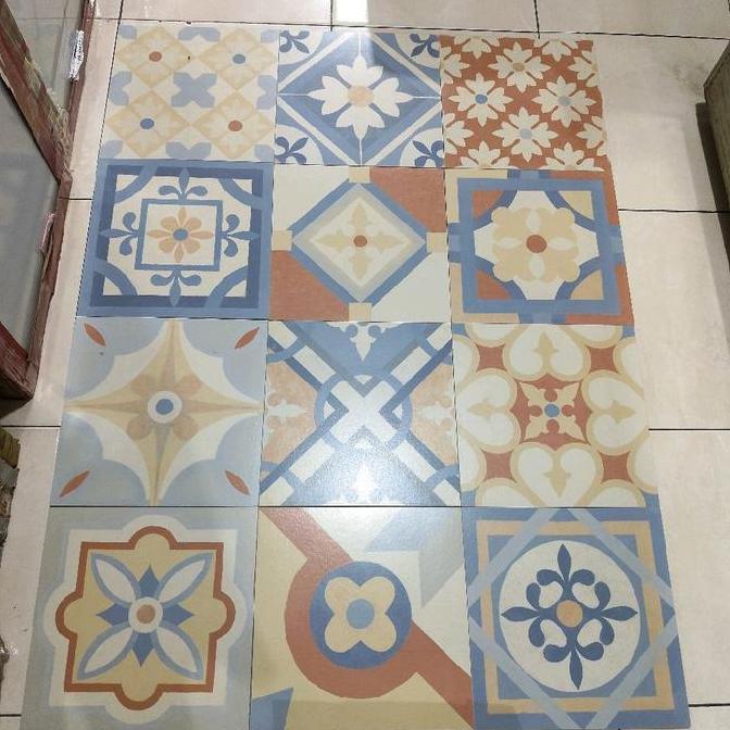 granit roman vintage dChiazza colore GTA332701R 30x30 random grade A