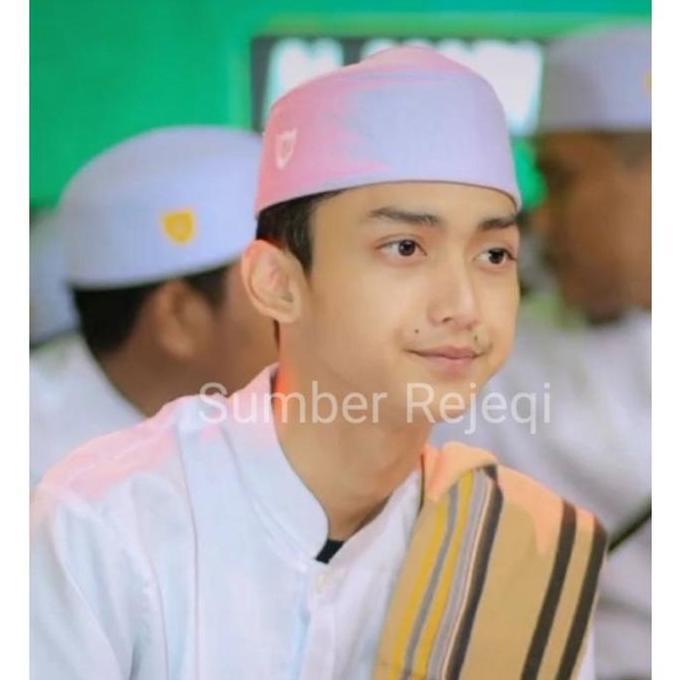 Peci Malaysia Putih Peci malaysia original peci malaysia terompah peci malaysia motif peci malaysia 