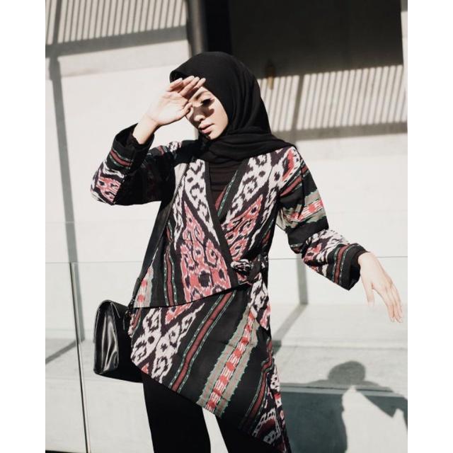 Outer Tenun Wanita - Outer Tenun - Outer Etnik - Outer Wanita - Baju Tenun