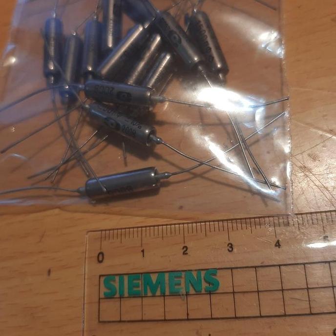 CAPACITOR PAPER IN OIL (PIO) 0.0015 0.0015UF 1.5 NF 1.5N 1.5NF 1N5 1NF5 1500 PF 1500PF K40Y-9 200V B