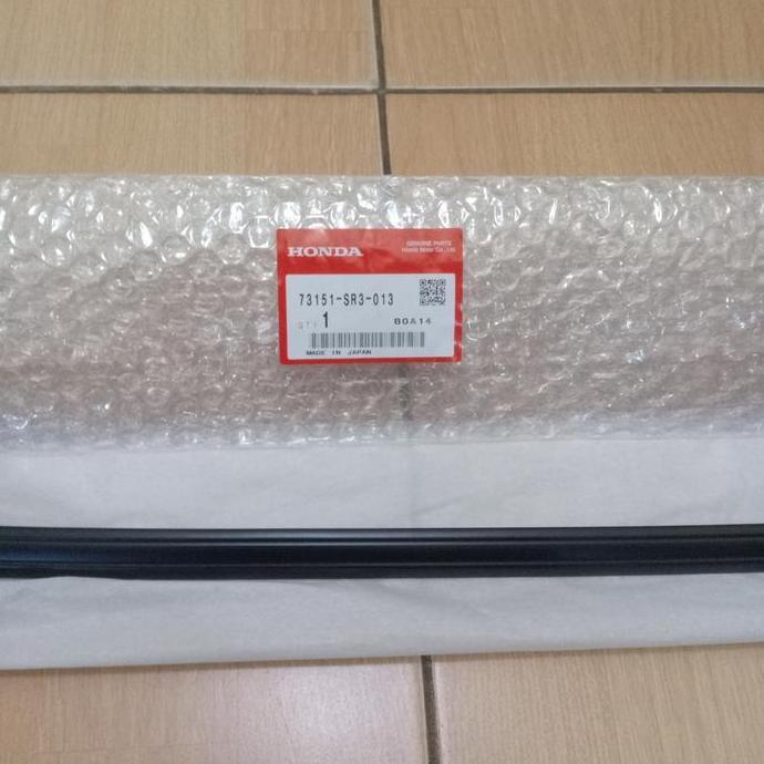 Karet Kaca Depan Bagian Atas Estilo Genio Orinal