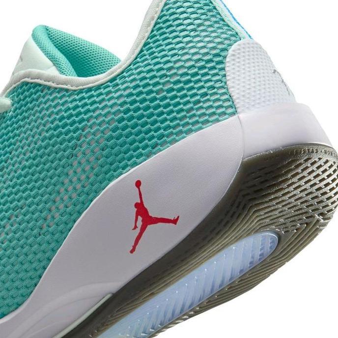 Jordan Sepatu Basket Pria Luka 77 PF Love Letter IF1611-300 Warna Hijau Muda dan Putih (TERBAIK) (TE