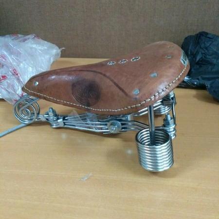Sadel Kulit Ontel - Sadel Sepeda Onthel Onta - Sadel Kulit Asli Ontel Original Dan Terpercaya