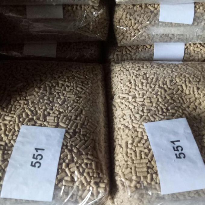 Voer 551 Pur Babi 1 Kg Produk Charoen Pokphand