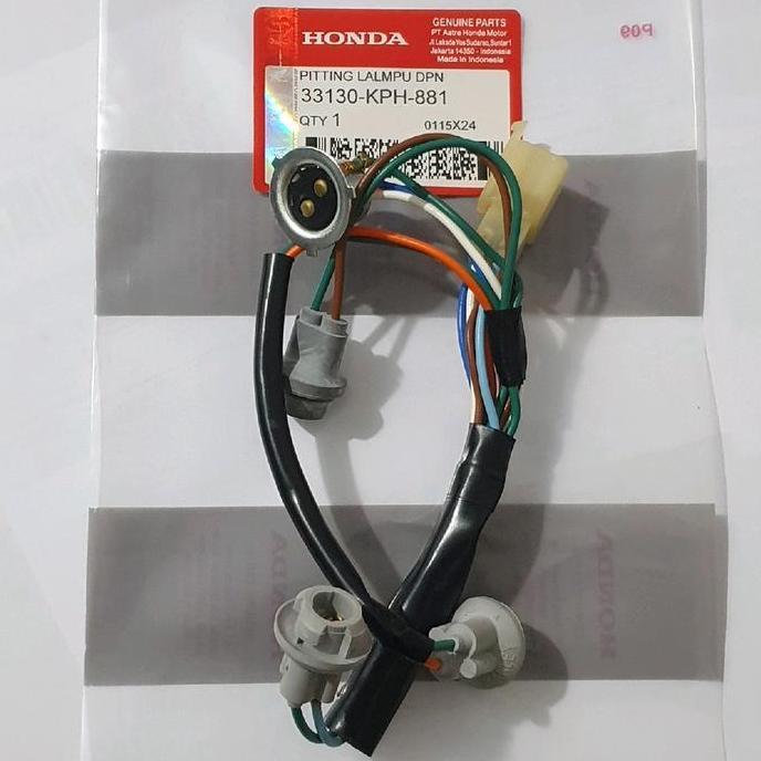 FITING PITING LAMPU DEPAN KARISMA 33130-KPH-881