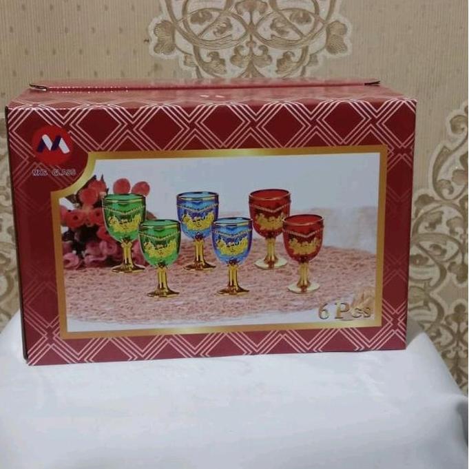 gelas minum warna berkaki isi 6 gelas exclusive free buble Kaca Biru Merah Hijau
