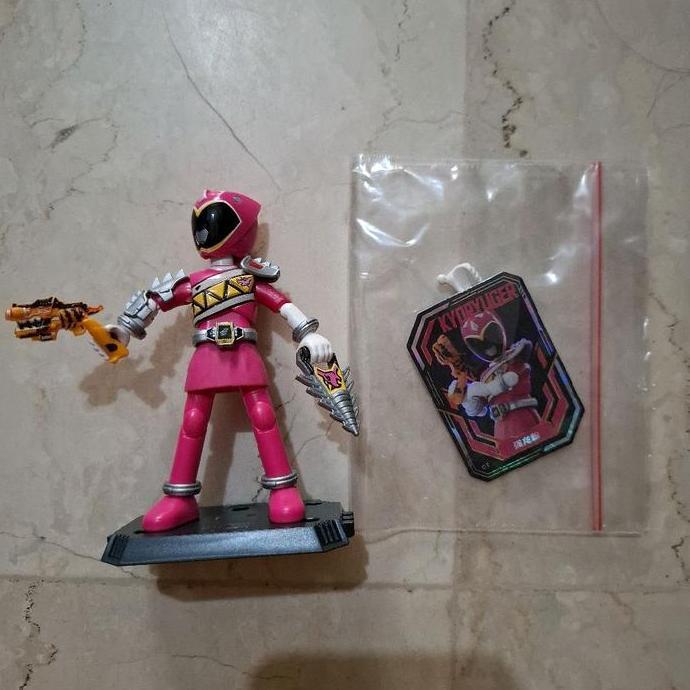 blokees action figure kyoryuger pink