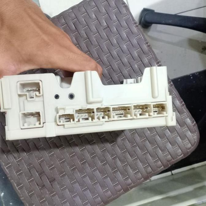 Fuse Box/Box Skring Toyota Innova Reborn