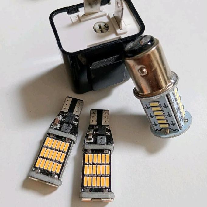 Parts- Paket Hemat Sen Sein Dajjal 4 Pcs Sen + Flasher Soket T15 Kualitas Bagus + Lampu Stop Univers