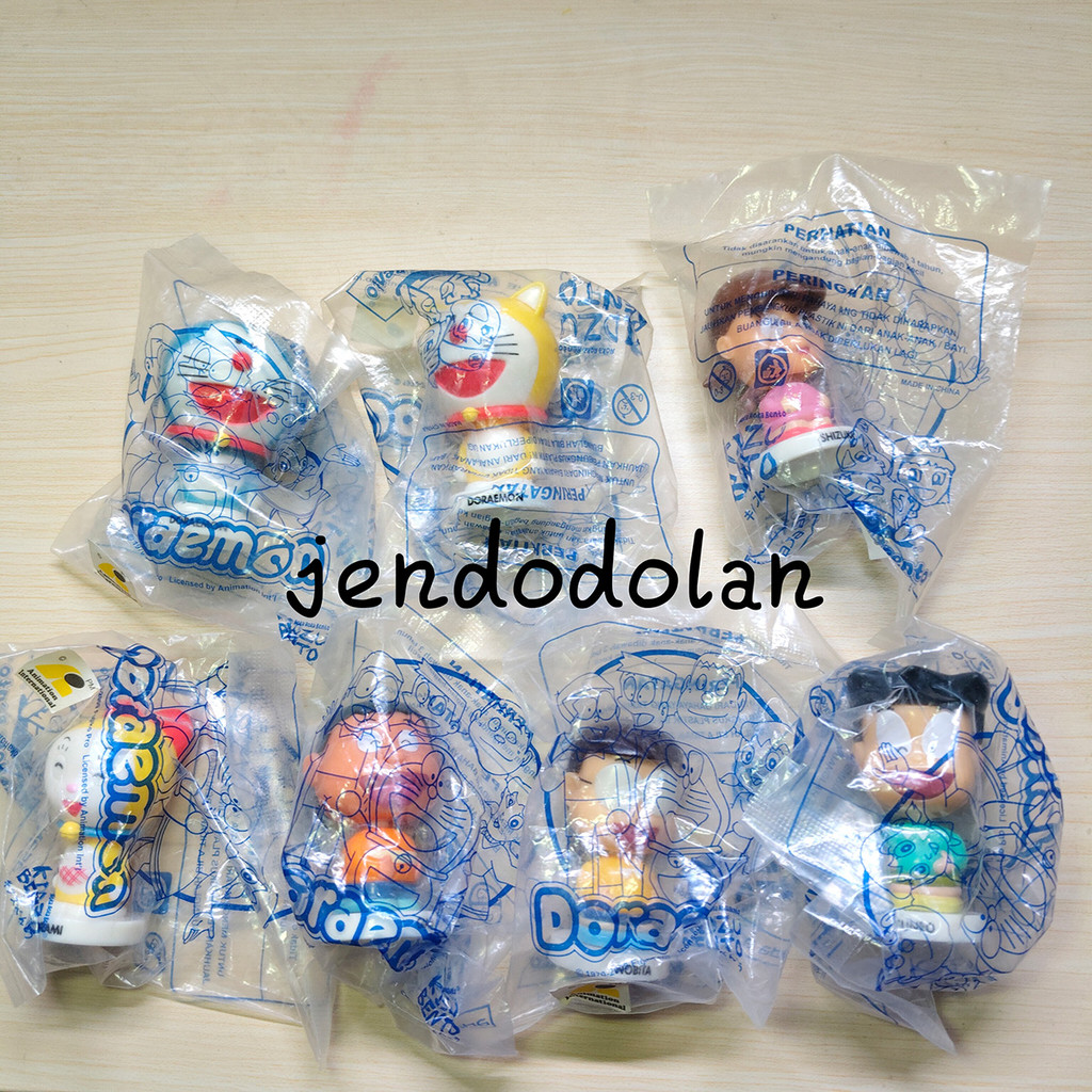 Hokben Doraemon Figure SET