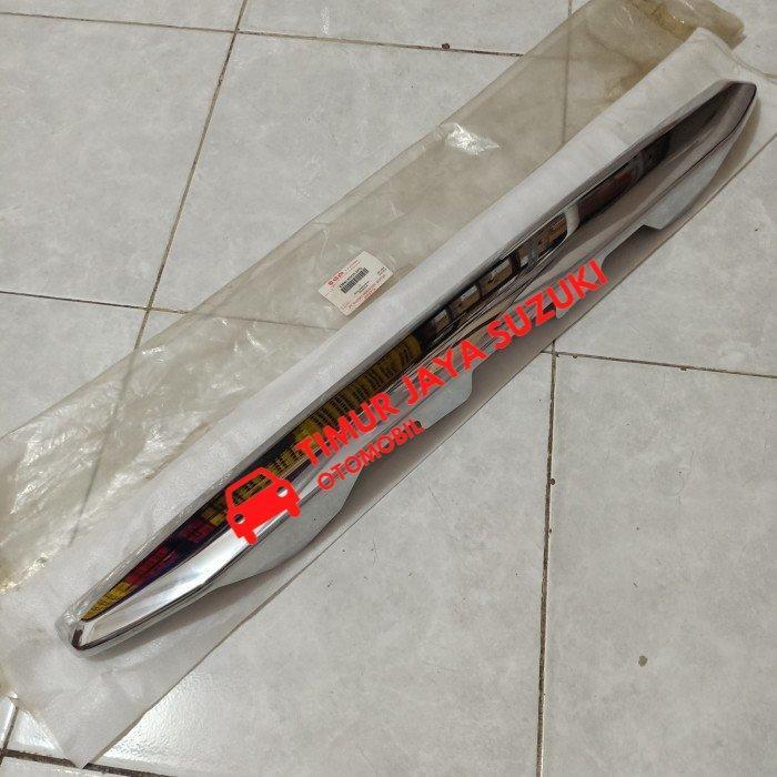 Trunk Lid Garnish Back Door Apv Arena (Chrome) Sparepart Suzuki Original Dan Terpercaya