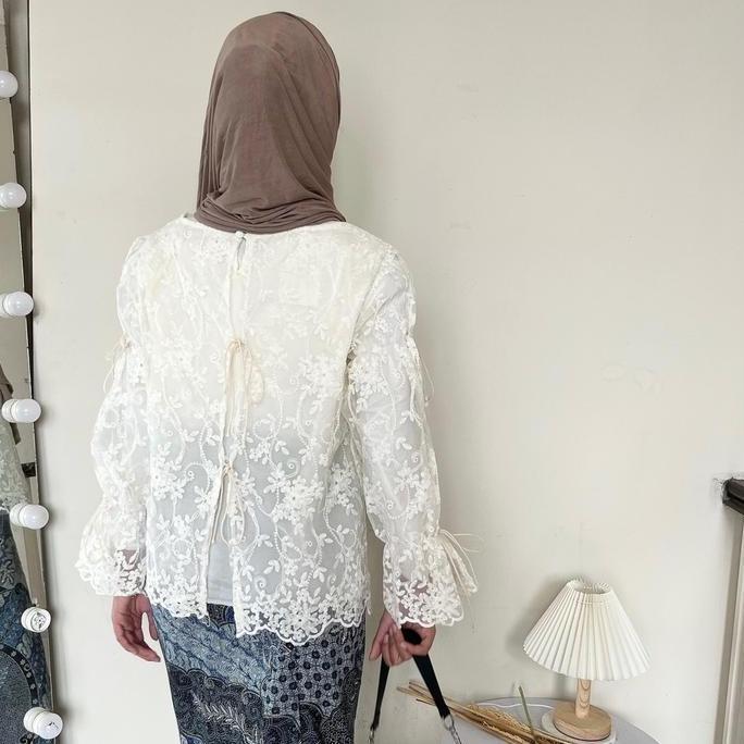 Abaka- [Nanda]Blouse Renda Nita Lengan Panjang Style Putih Atasan Baju