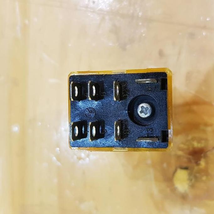 Pylo- Relay Idec Rh2B-Ul 220V / Rh2Bul 220-240Vac Rh2B / Rh2B-U