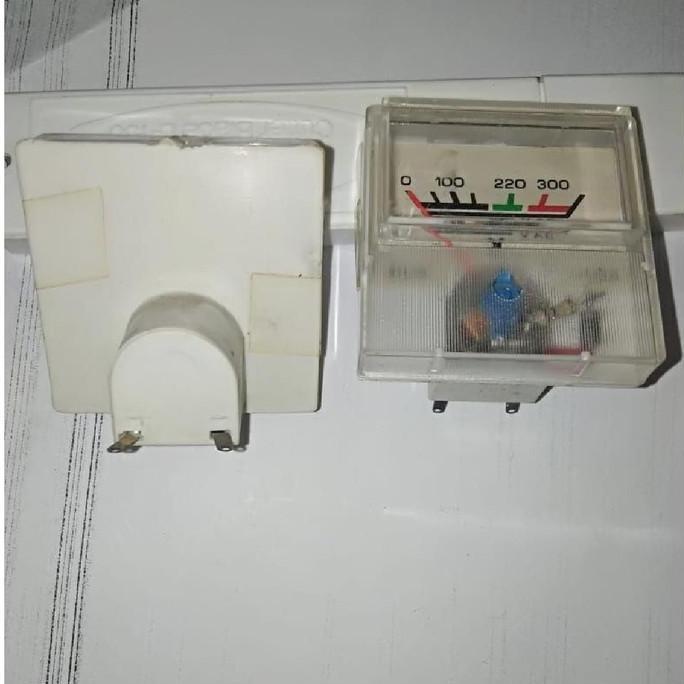 VOLTMETER AC VOLTMETER ANALOG JARUM MD27