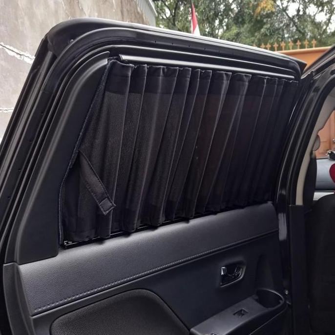 Gorden Mobil/Tirai Mobil BRV 2022 kaca tengah saja (2kaca)