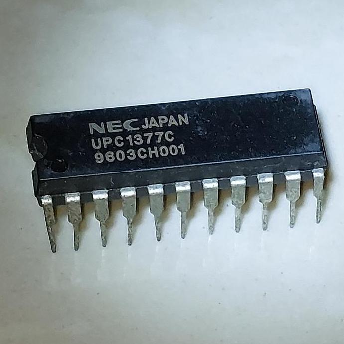 UPC1377C UPC1377 NEC JAPAN UPC 1377C IC HORIZONTAL WARNA TV DIP-22 SE27